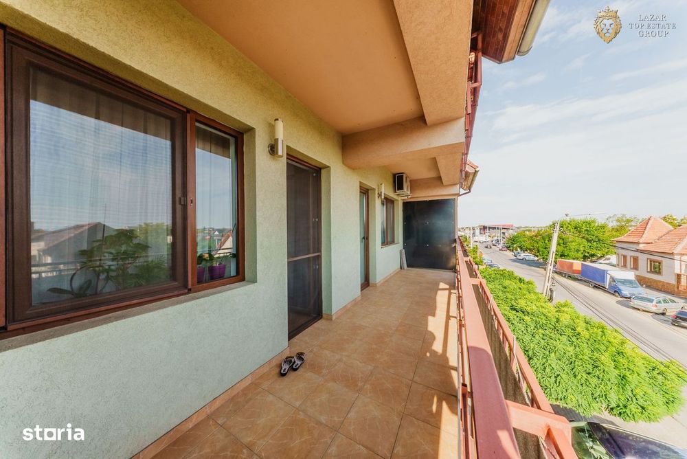 Apartament 3 camere de vânzare – Pârneava