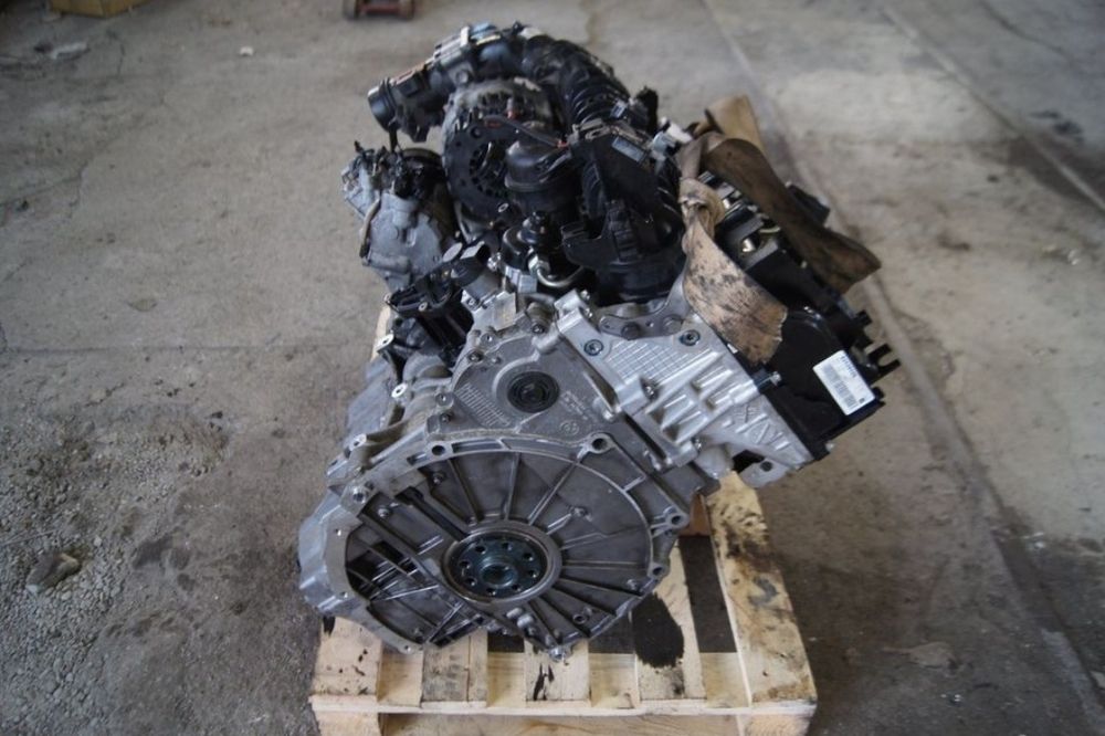 Motor BMW F20  f21 F30 f31 X1 e84 N47D20C 143 cp 118 d 318 d  180000 k
