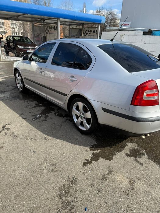 SKODA Octavia 2007 — imagine 3