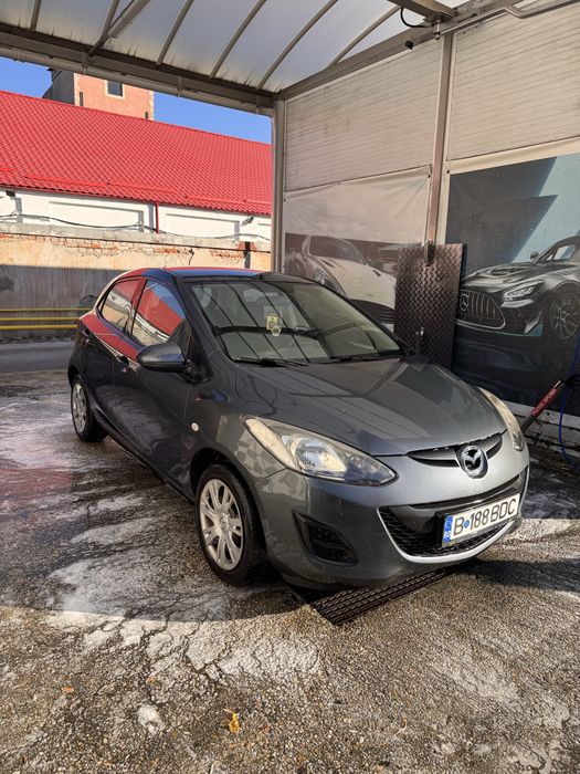 Mazda 2