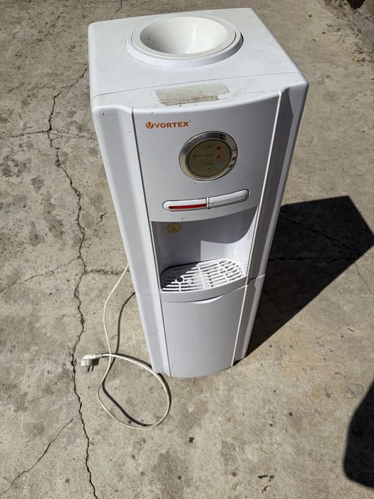 Dozator apa Vortex