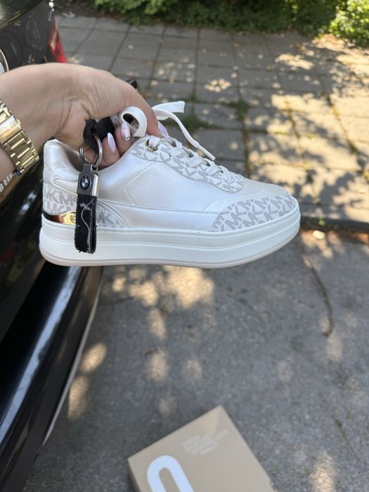Michael Kors нови кецове