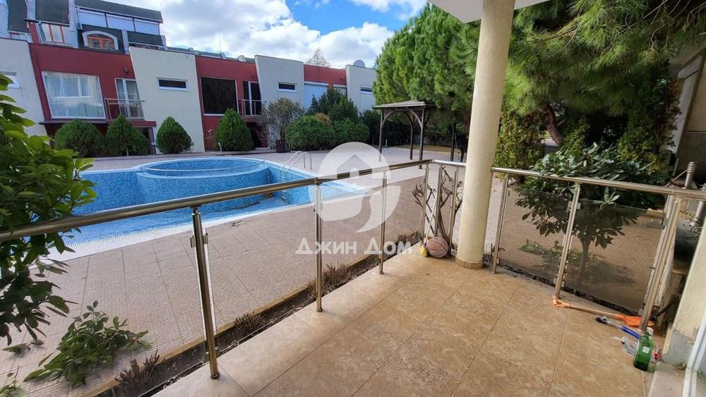 Продава се Четиристаен апартамент в Свети Влас - 110 кв.м за 974 €/кв.м - Снимка #3