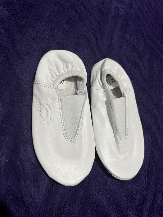 Кожени цвички на Колев &Колев