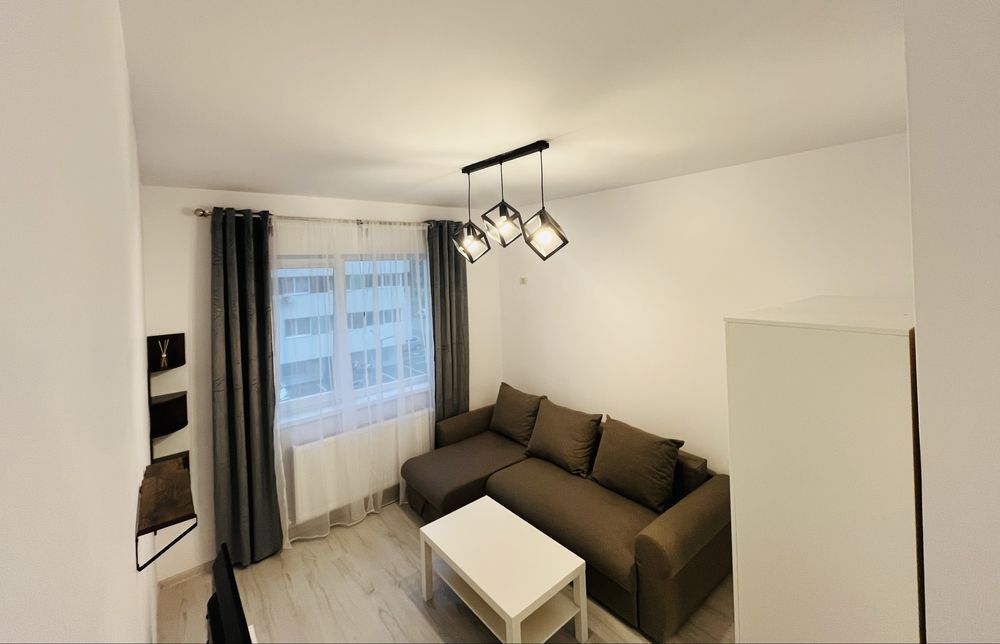 Inchiriez Garsoniera Militari Residence