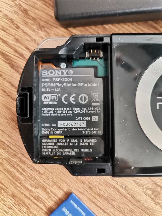 Игра Psp 2004 черна