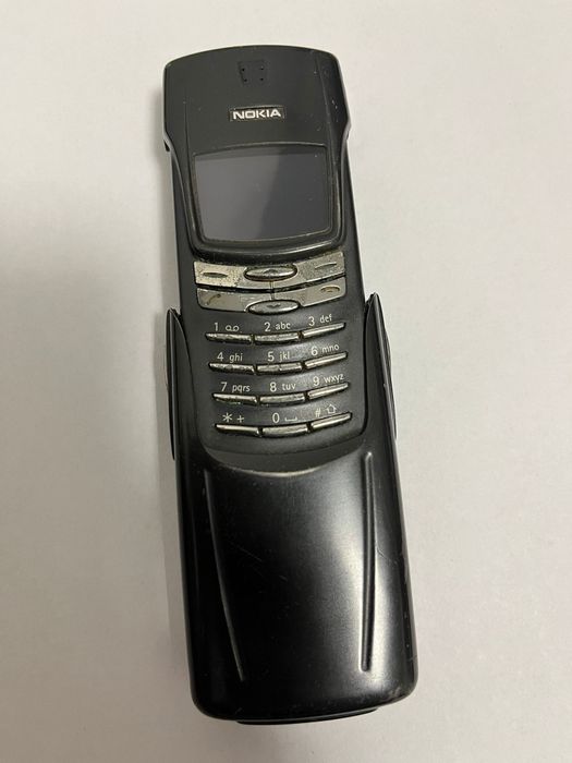 Vând Nokia titan 8910i