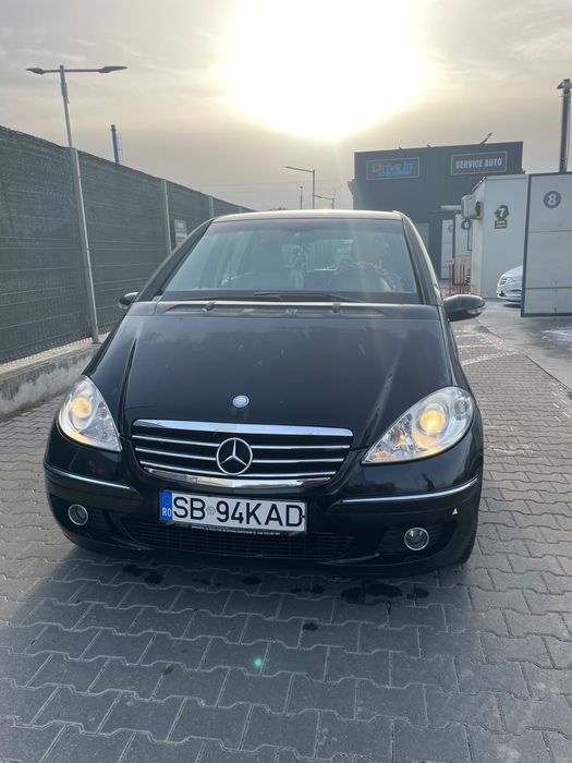 Vand mercedes ,detalii la telefon