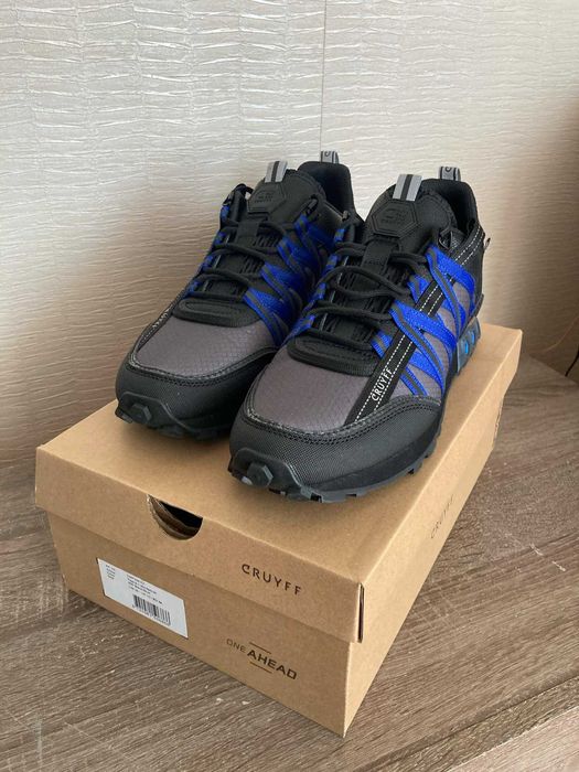 CRUYFF fearia montserrat carbon НОМЕР-44-45  НОВИ