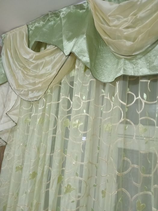 Тюль+ламберкин в отличном состоянии