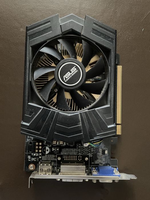 Монитор LG. Видеокарта GTX760. SSD128gb Мат плата ddr2. Комплект