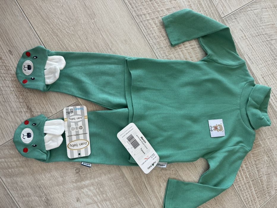 Продам новые детские костюмы