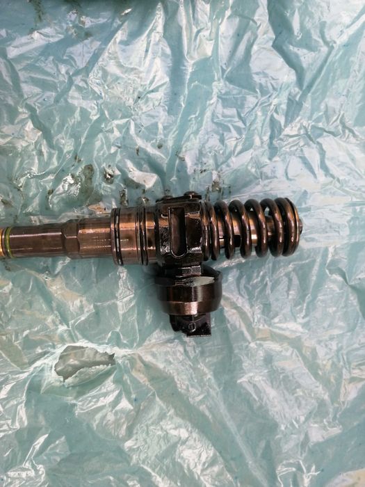 injectoare vw/audi/seat/skoda 2.0 tdi bmp/bmm 038130073BQ