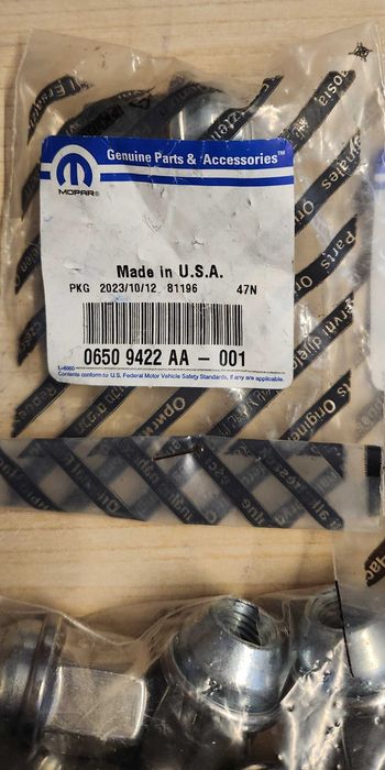 Оригинални гайки за Jeep и други автомобили от групата на Chrysler