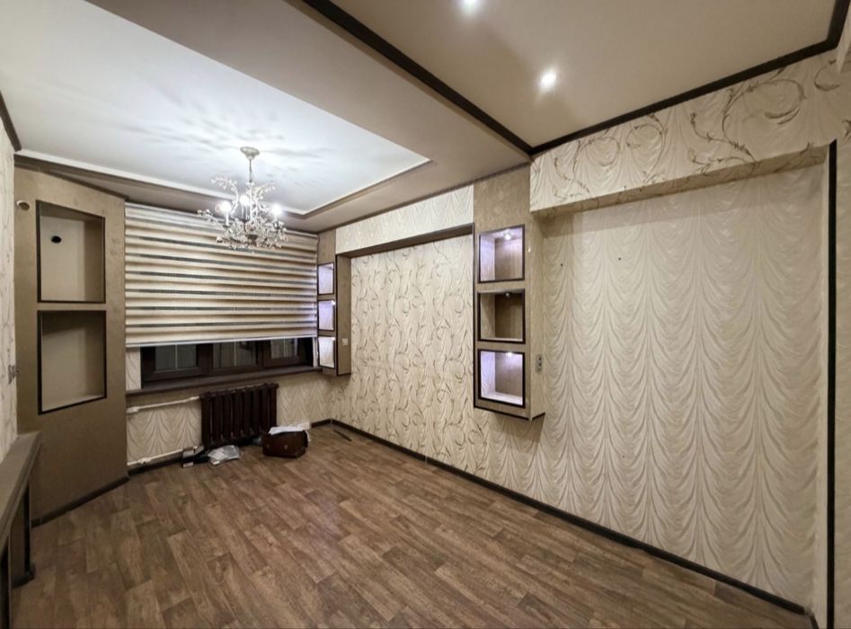 Продам 2/1/4 Ц-5 ор. Ресторан Лали (На Небе)