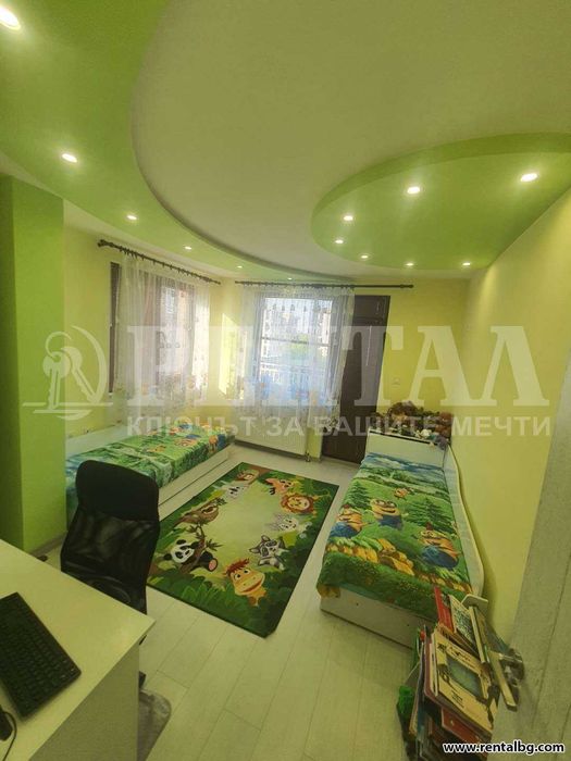 Продава се Тристаен апартамент в Пловдив, Център - 118 кв.м за 1678 €/кв.м - Снимка #8