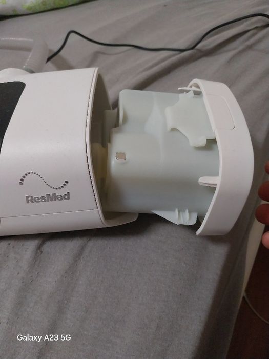 Чисто нов апарат за сънна апнея ResMed