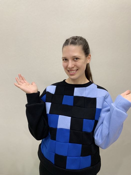 Свитшот с квадратиками