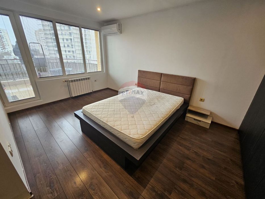 Дава се под наем Двустаен апартамент в Варна, Възраждане 1 - 91 кв.м за 508.47 € - Снимка #10