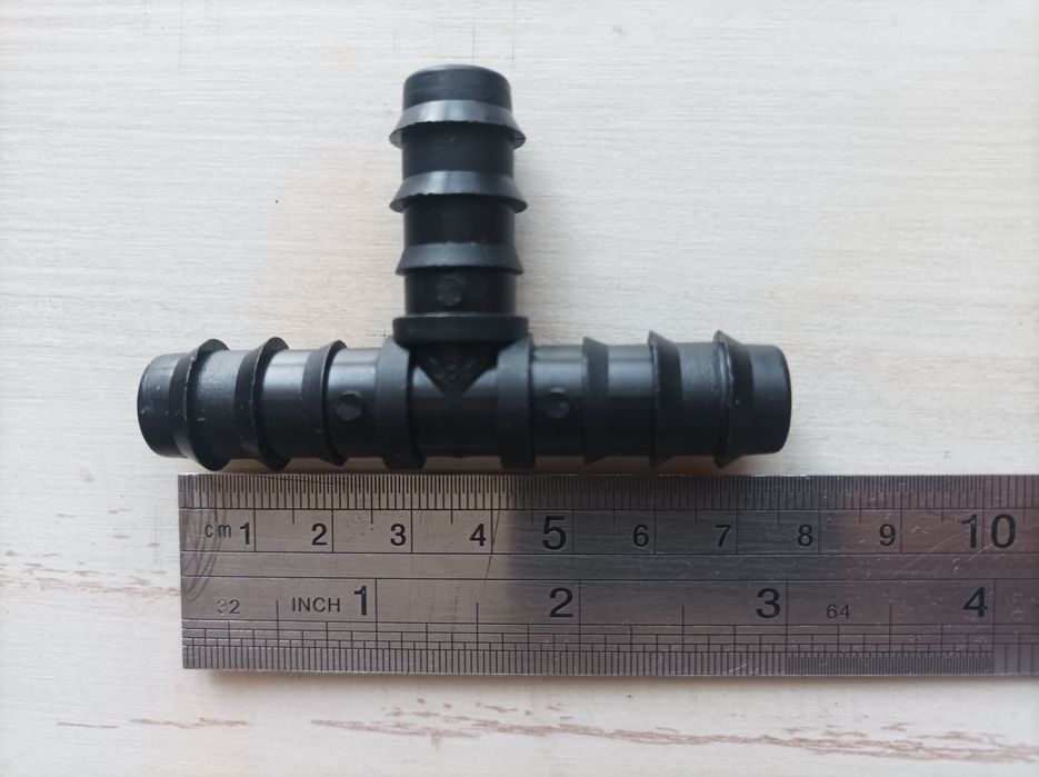 тройник для систем капельного полива