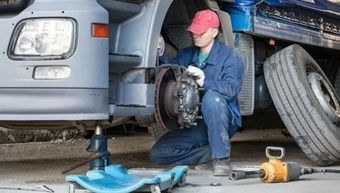 автомастер на выезд уста  вулканизация на выезд  автоэлектрик вскрыти