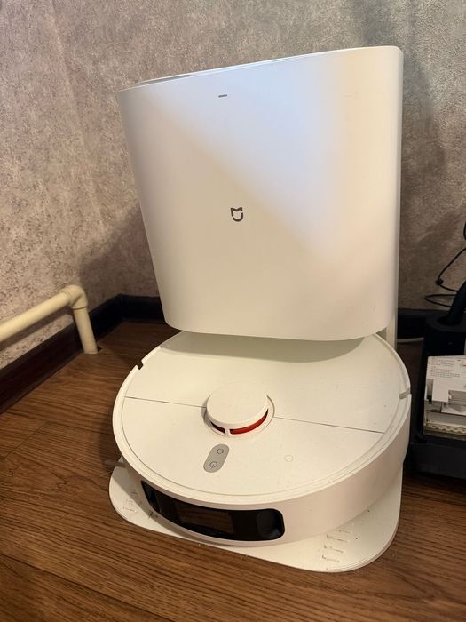 Продам робот пылесос Xiaomi Vacuum Mop 2 Pro White B113CN