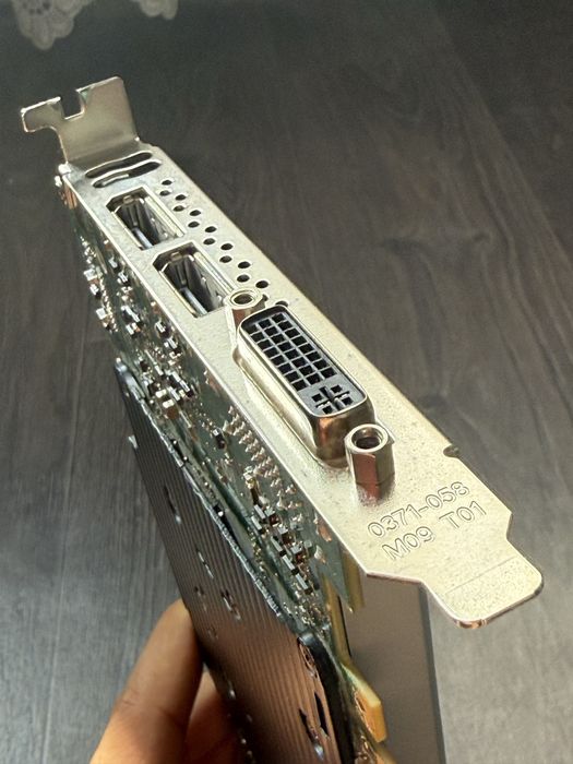 Nvidia Quadro 4000