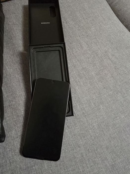 Нов ! Samsung s24 fe