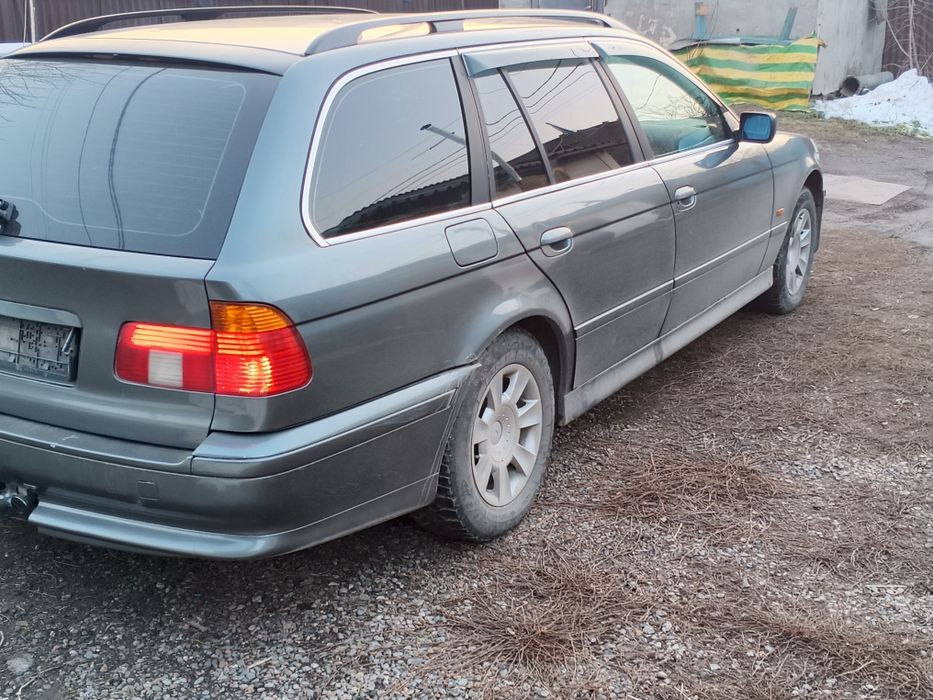 Продам БМВ е 39 газ бензин