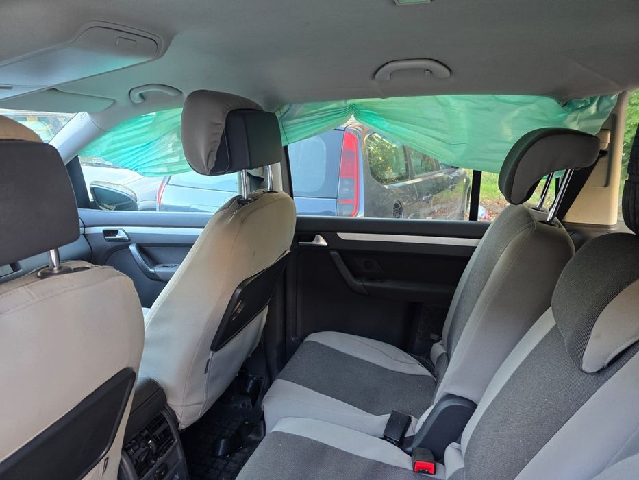 VOLKSWAGEN Touran 2014 — imagine 3