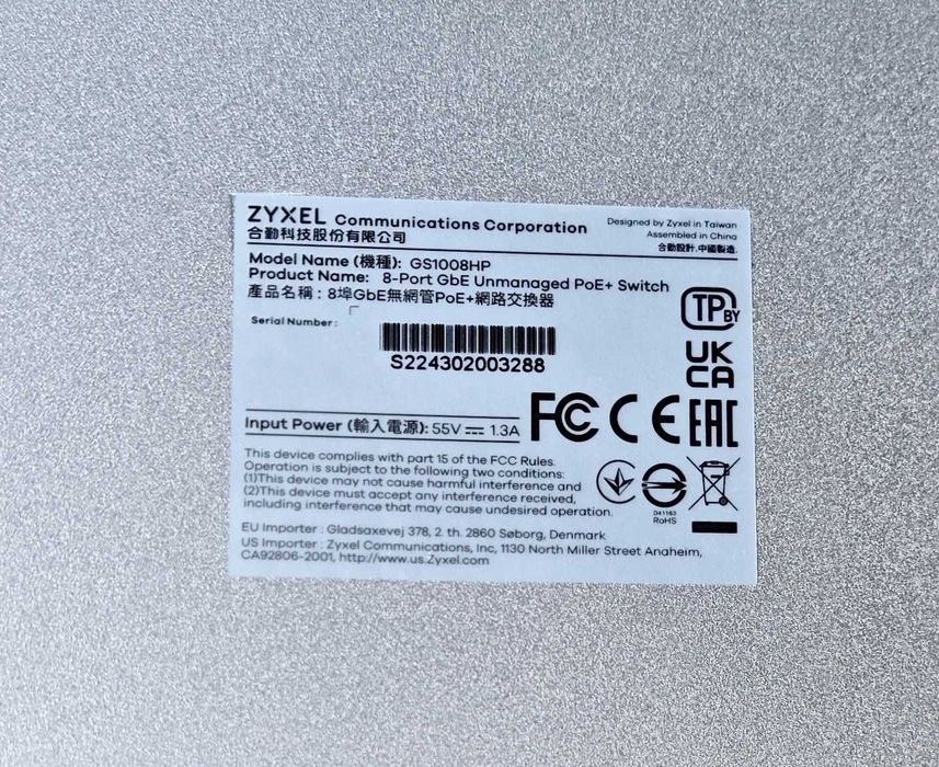 8 портов гигабитов PoE+ суич Zyxel GS1008HP