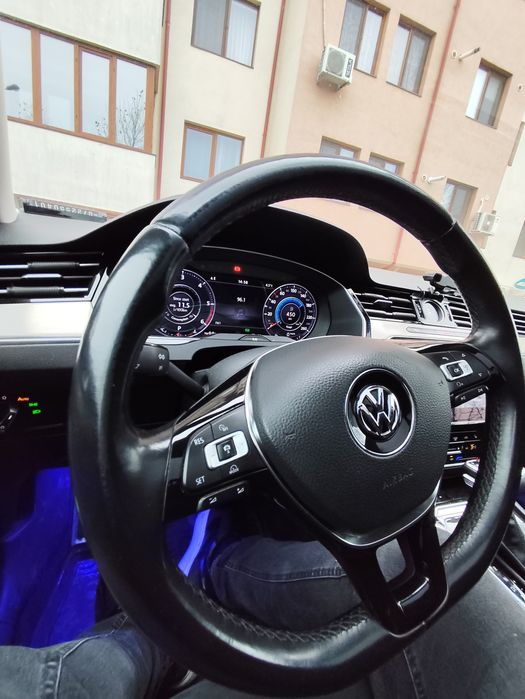Volan Volkswagen Multifuncțional 18 Comenzi – Original OEM