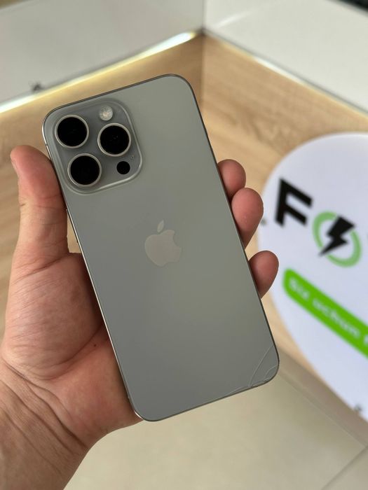 iphone 15Pro Max 1033,200 sum 12 oʻy