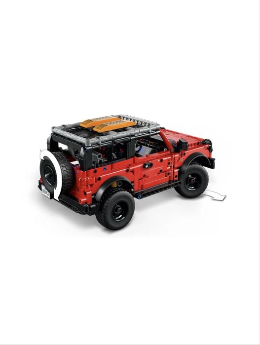 Конструктор LEGO Technic Внедорожник Ford Bronco 42213