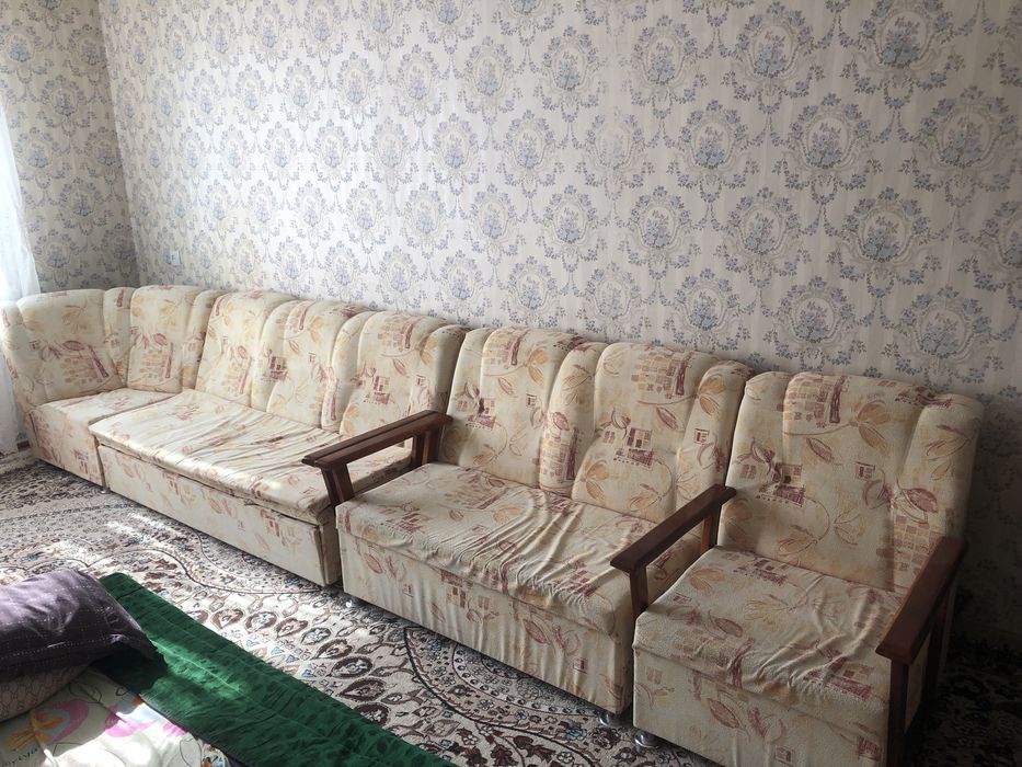 продаётся угловая мяхкая мебель