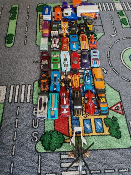 Hot weels писти и колички