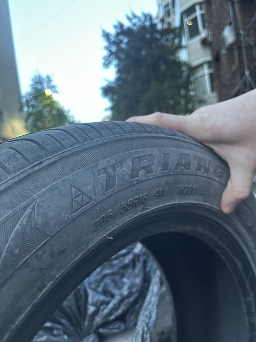Продам шины R16 205/55