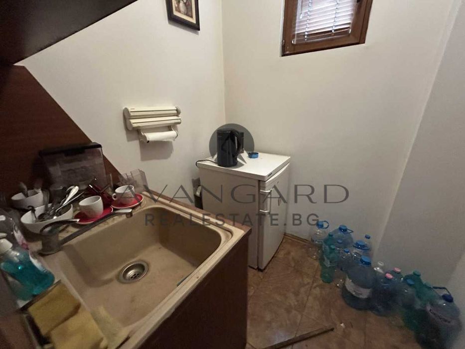 Продава се Тристаен апартамент в Пловдив, Кършияка - 80 кв.м за 1658 €/кв.м - Снимка #6