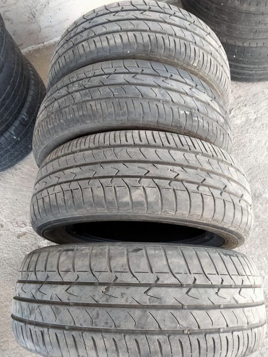 Продам шины 205/60/16