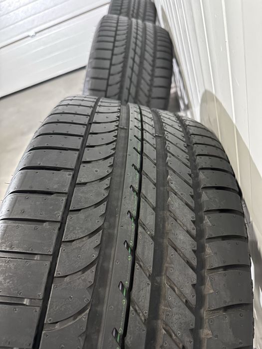 Оригинални нови AMG 22 цола G63 W465 W463A Ковани Джанти с Нови летни гуми g class г класа A4654011000