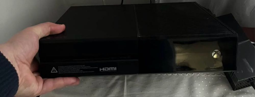 Vand xbox cu tot cu joc!