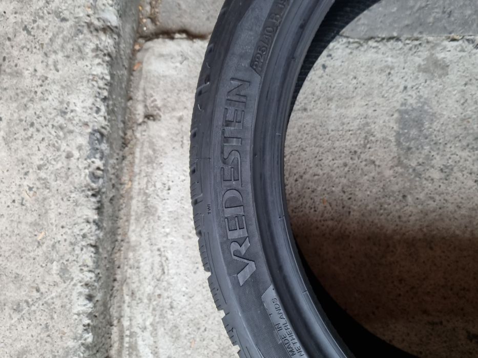 4 anvelope iarna VREDESTEIN 225/40/19 DOT 2019 PRET PER BUCATA