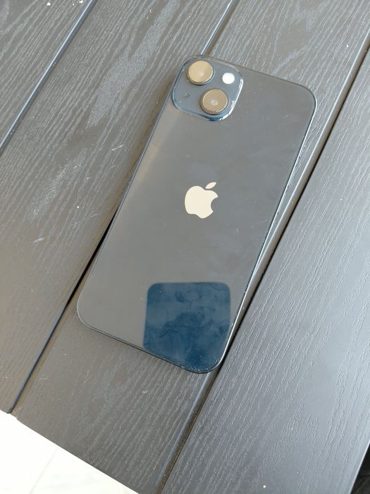 Vand i phone 13  cu 88% baterie