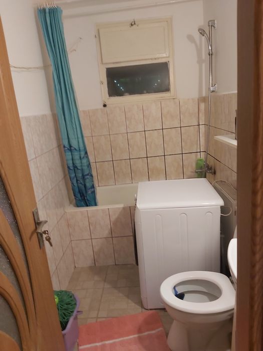 Vând Apartament  Zona Milea
