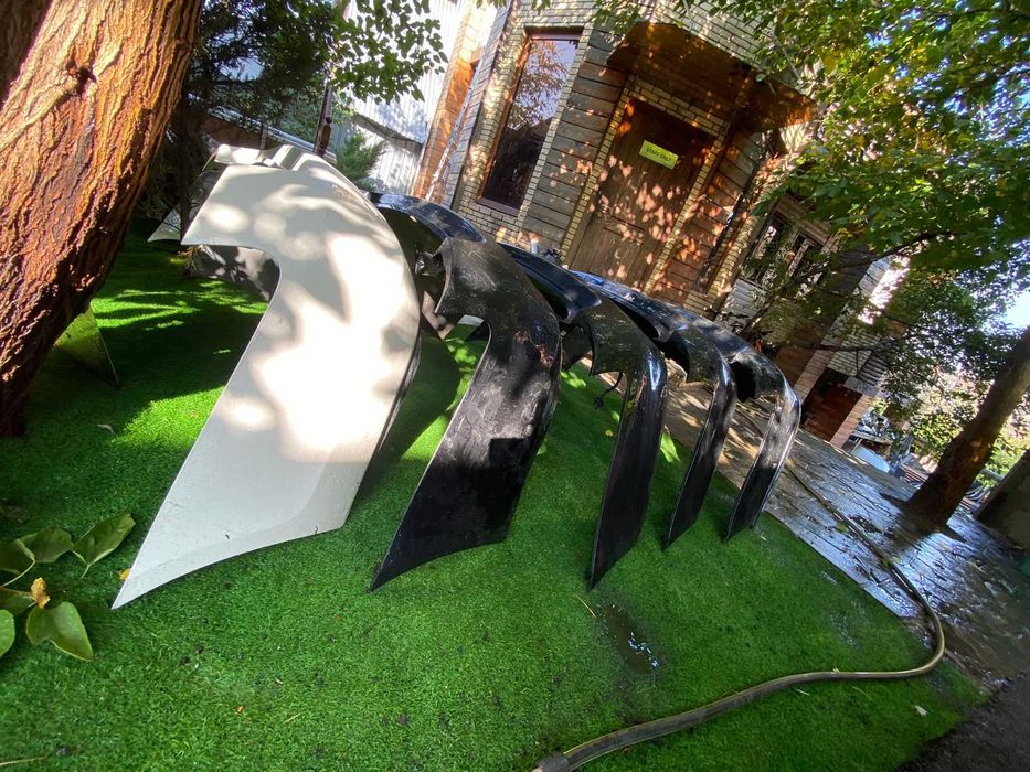 Задний бампер LEXUS GS300//350