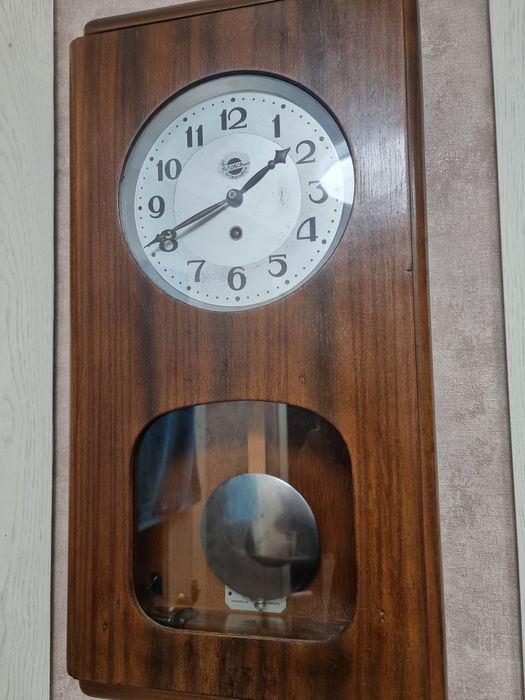 Ходики в хорошем состоянии.