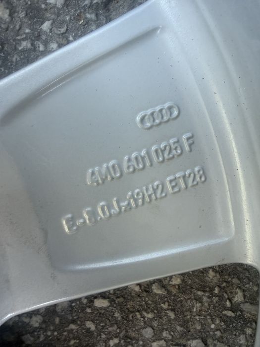 Оригинални Лети Джанти за Audi 4M — 19" 5x112 8J ET28 (4M0601025F)
