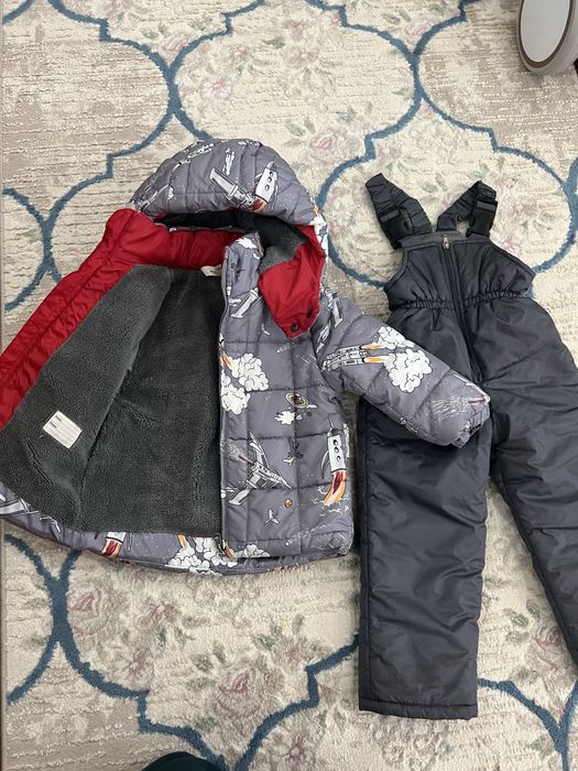 Зимняя куртка и полукомбинезон