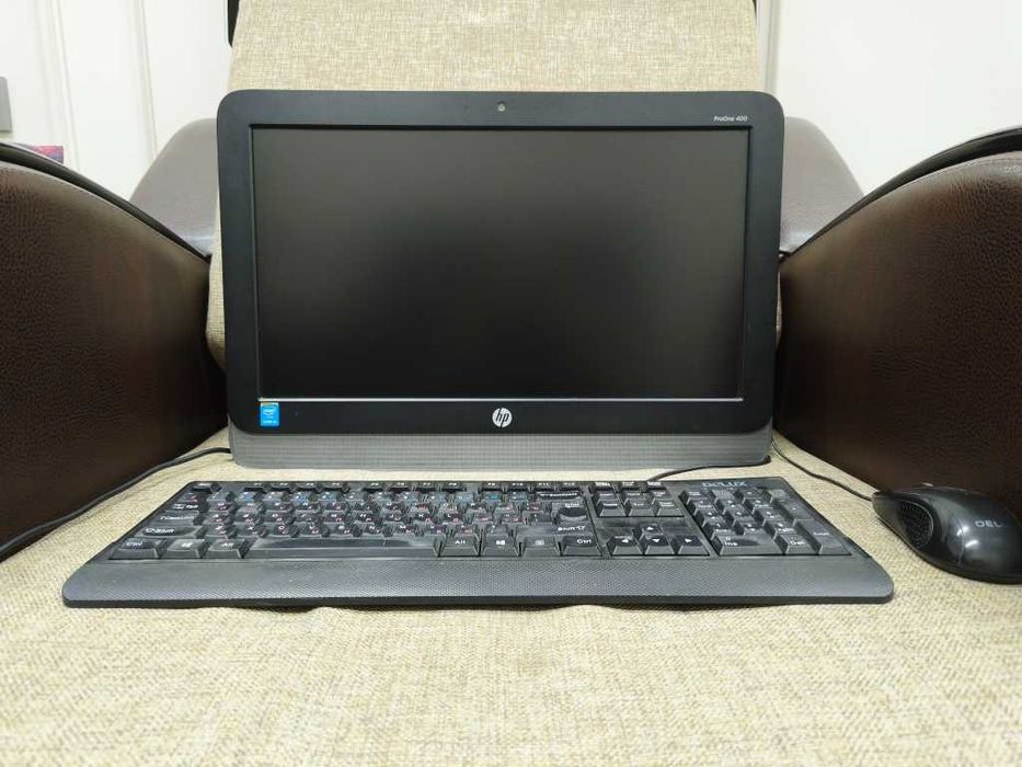 Моноблок HP Core i3