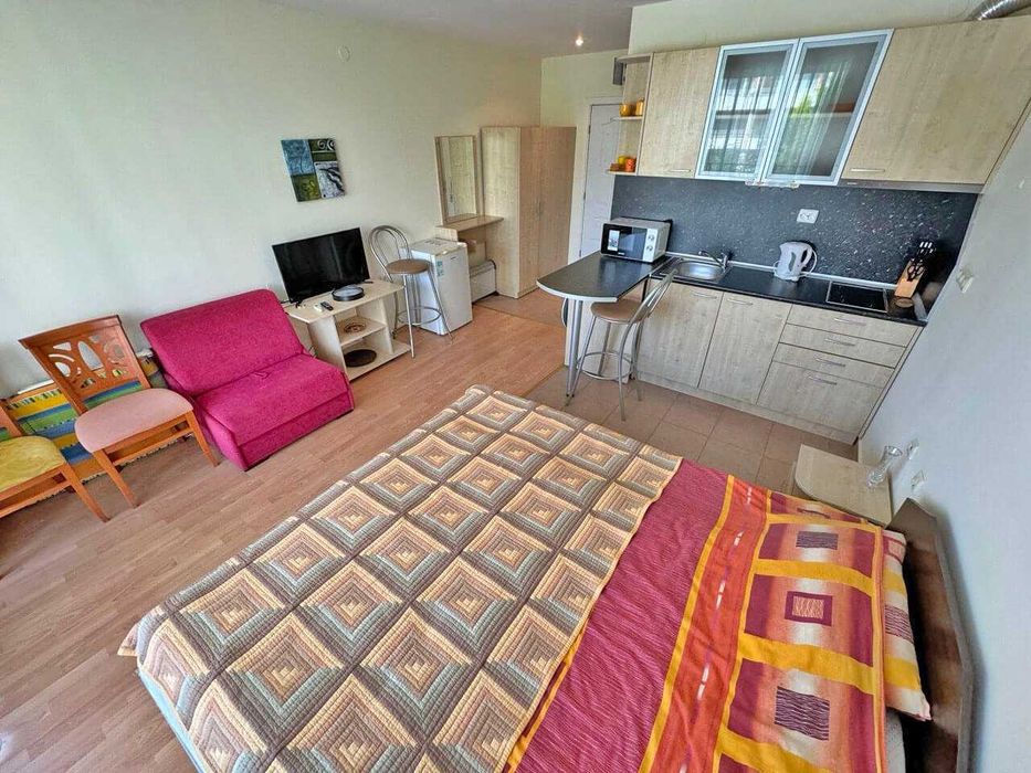 Продава се Едностаен апартамент в к.к. Слънчев бряг - 42 кв.м за 1072 €/кв.м - Снимка #1